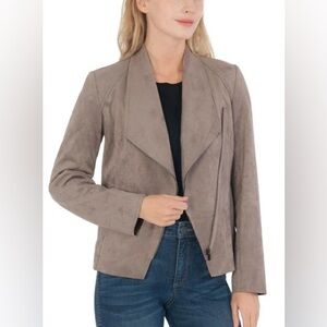 KUT FROM THE KLOTH CARINA FAUX SUEDE DRAPE MOTO JACKET IN BUFF